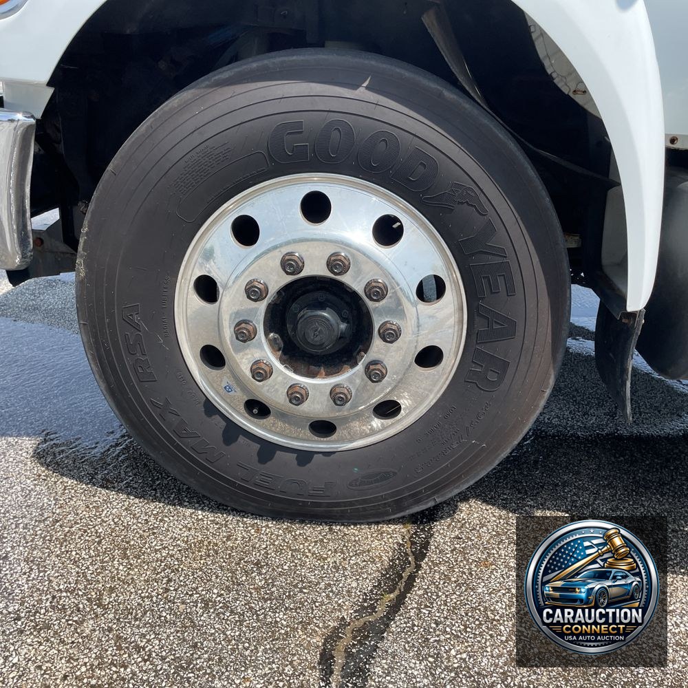 2013 Ford Commercial Conv Cab 4X2 (CA84-186)
