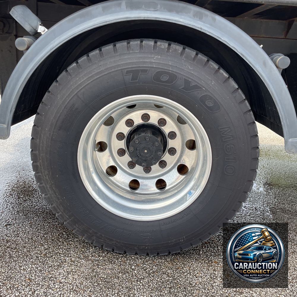 2013 Ford Commercial Conv Cab 4X2 (CA84-186)