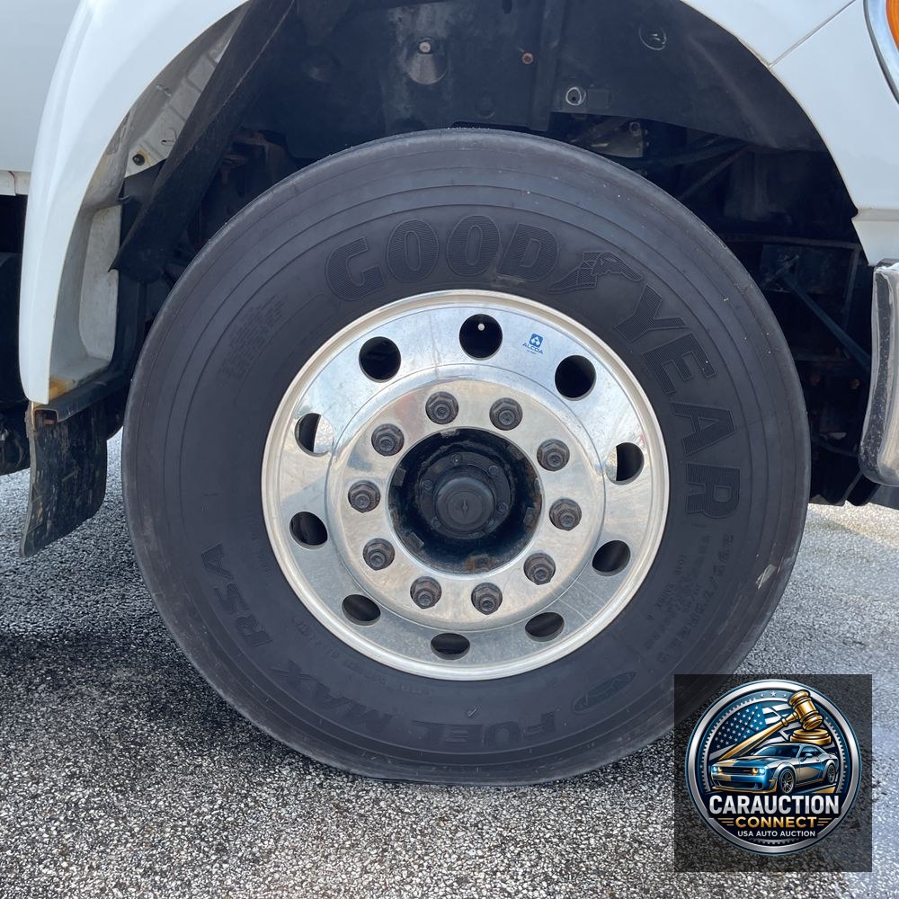 2013 Ford Commercial Conv Cab 4X2 (CA84-186)