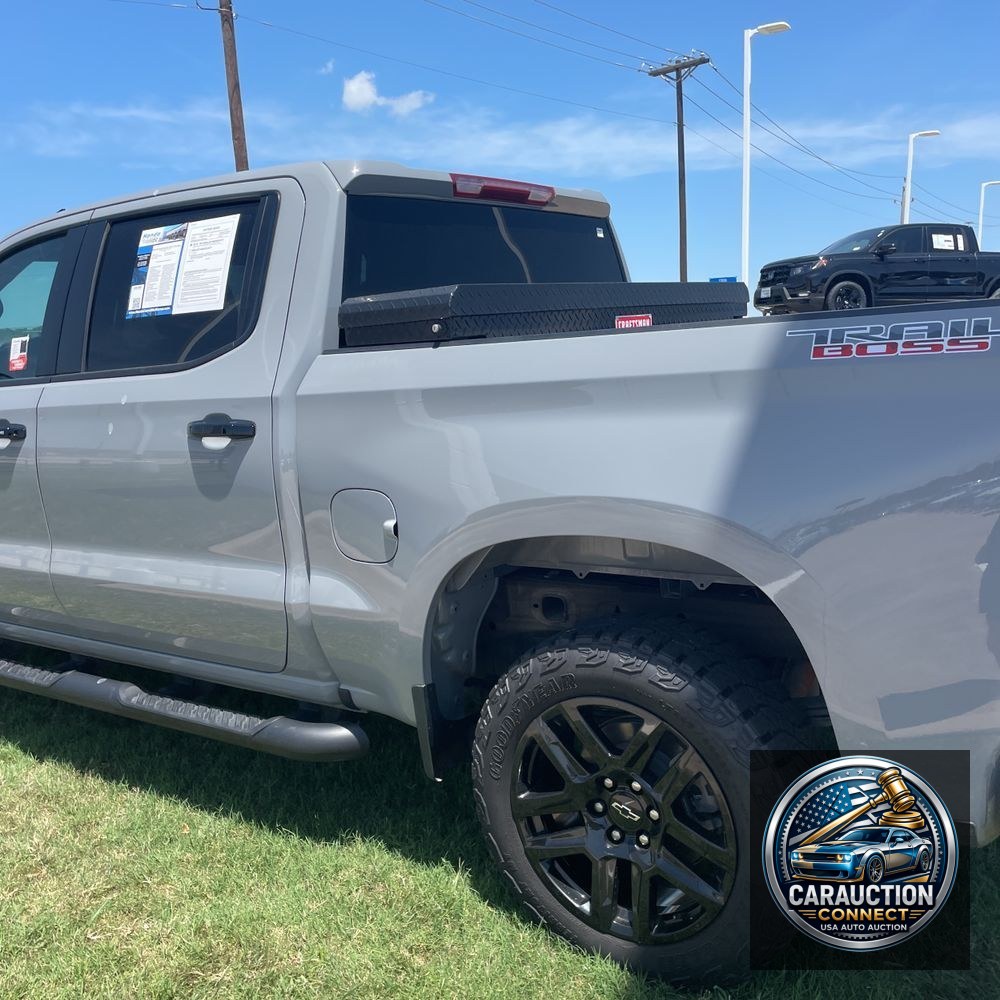 2024 Chevrolet Silverado 1500 LT Trail Boss