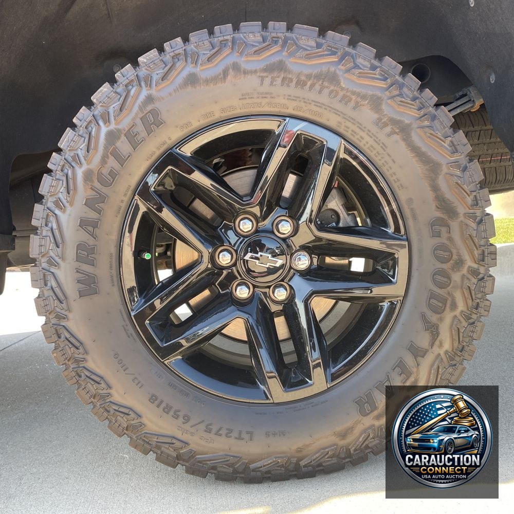 2025 Chevrolet Silverado 1500 Custom Trail Boss