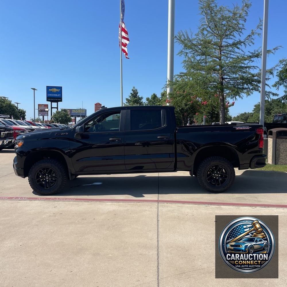 2025 Chevrolet Silverado 1500 Custom Trail Boss