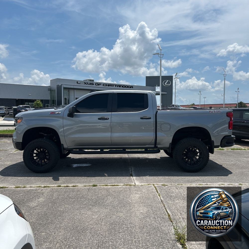 2024 Chevrolet Silverado 1500 Custom Trail Boss