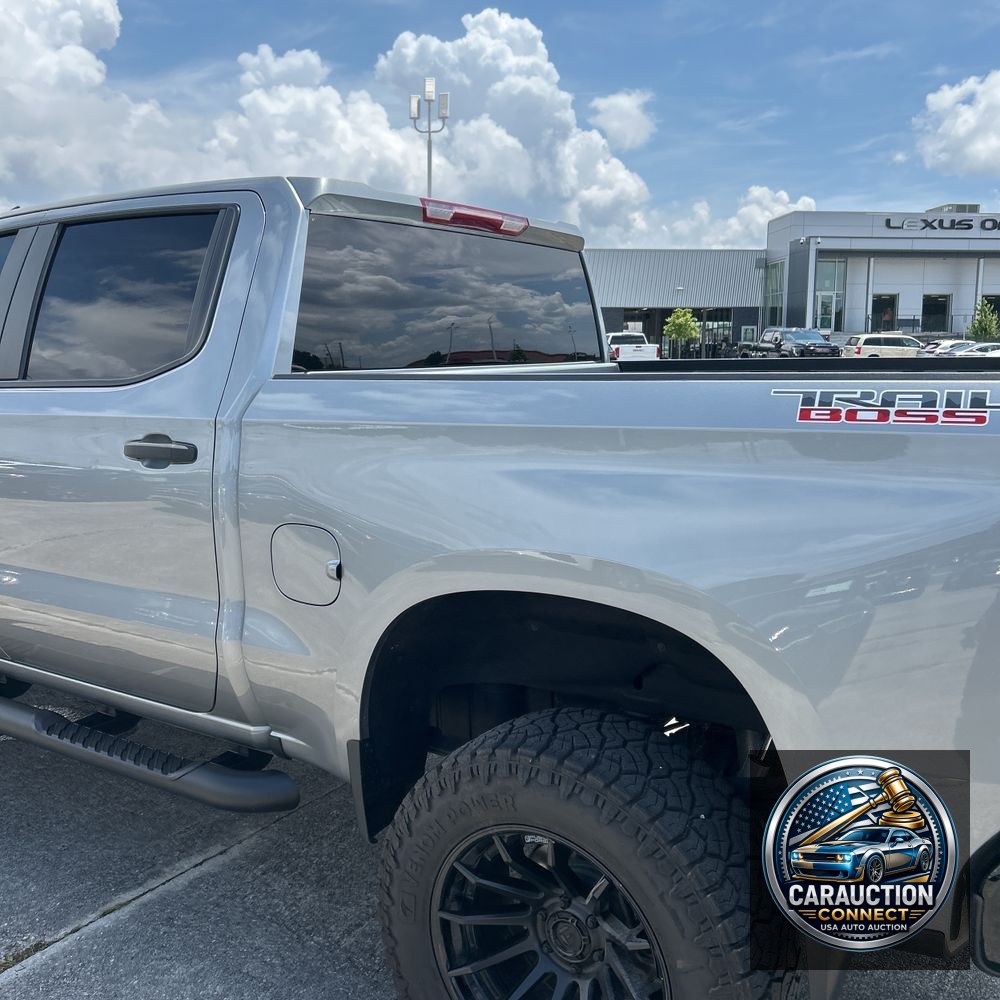2024 Chevrolet Silverado 1500 Custom Trail Boss