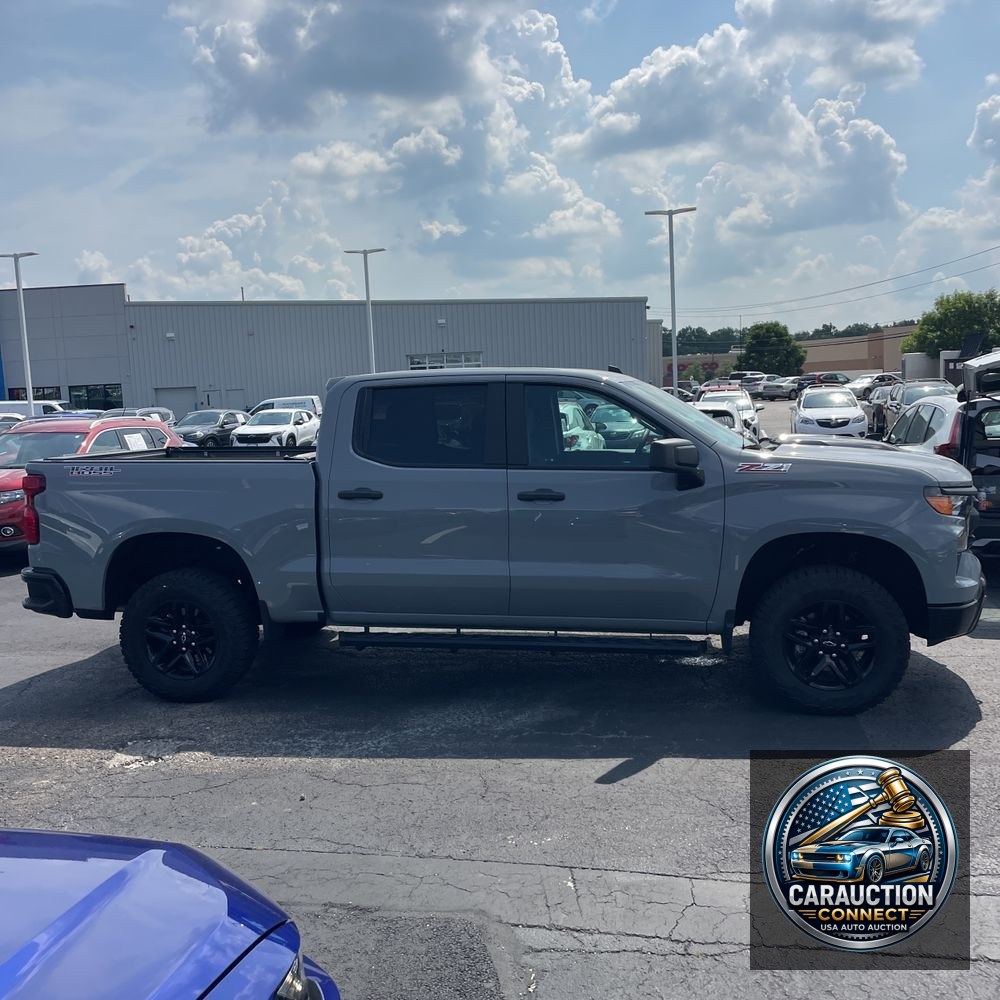 2024 Chevrolet Silverado 1500 Custom Trail Boss