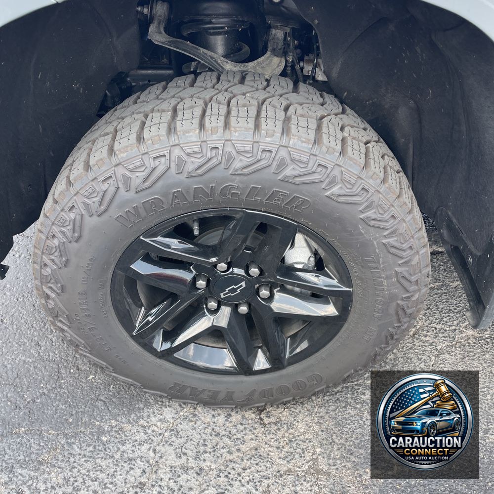 2024 Chevrolet Silverado 1500 Custom Trail Boss