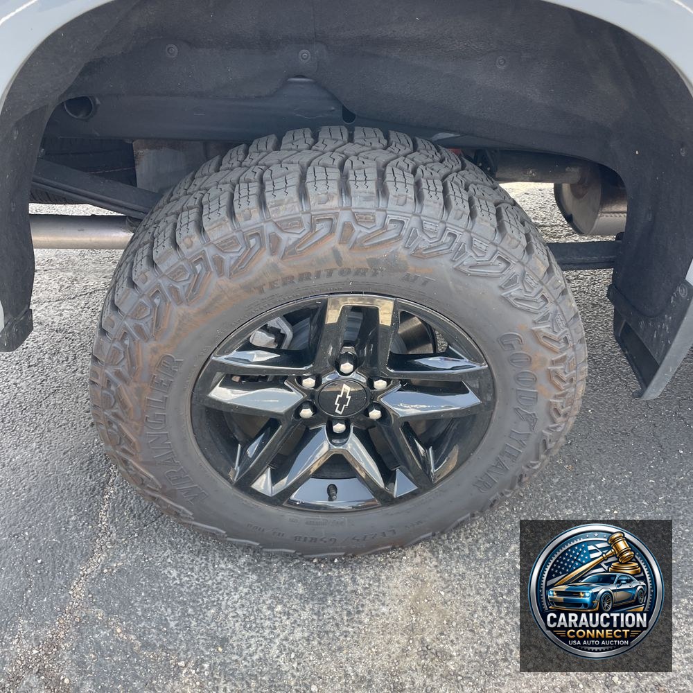 2024 Chevrolet Silverado 1500 Custom Trail Boss