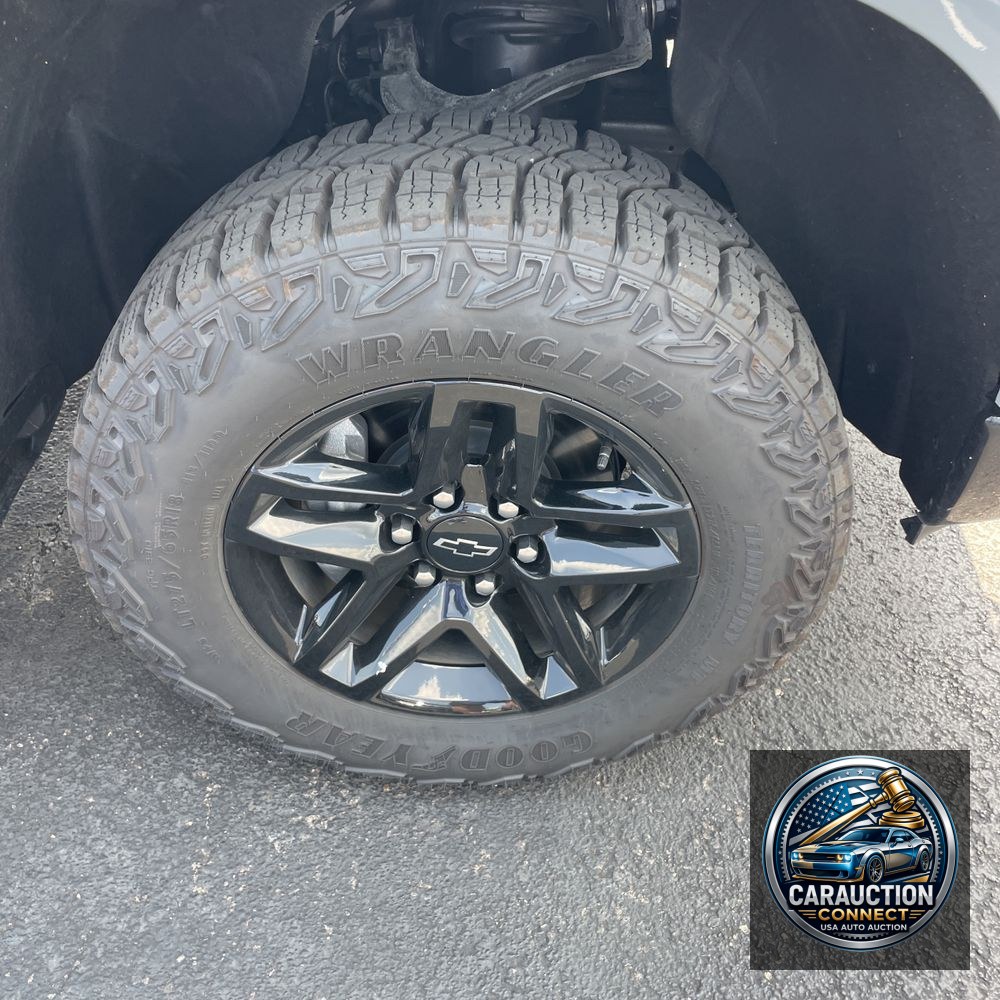 2024 Chevrolet Silverado 1500 Custom Trail Boss