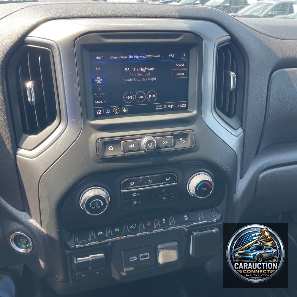 2024 Chevrolet Silverado 1500 Custom Trail Boss