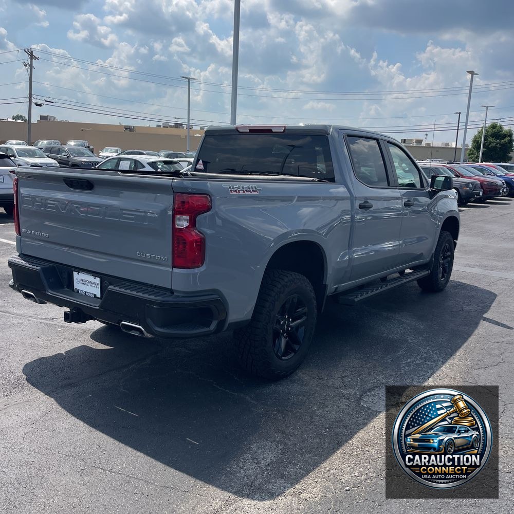 2024 Chevrolet Silverado 1500 Custom Trail Boss