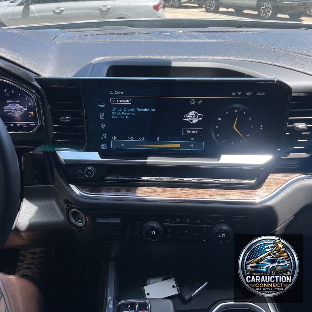 2024 Chevrolet Silverado 1500 RST