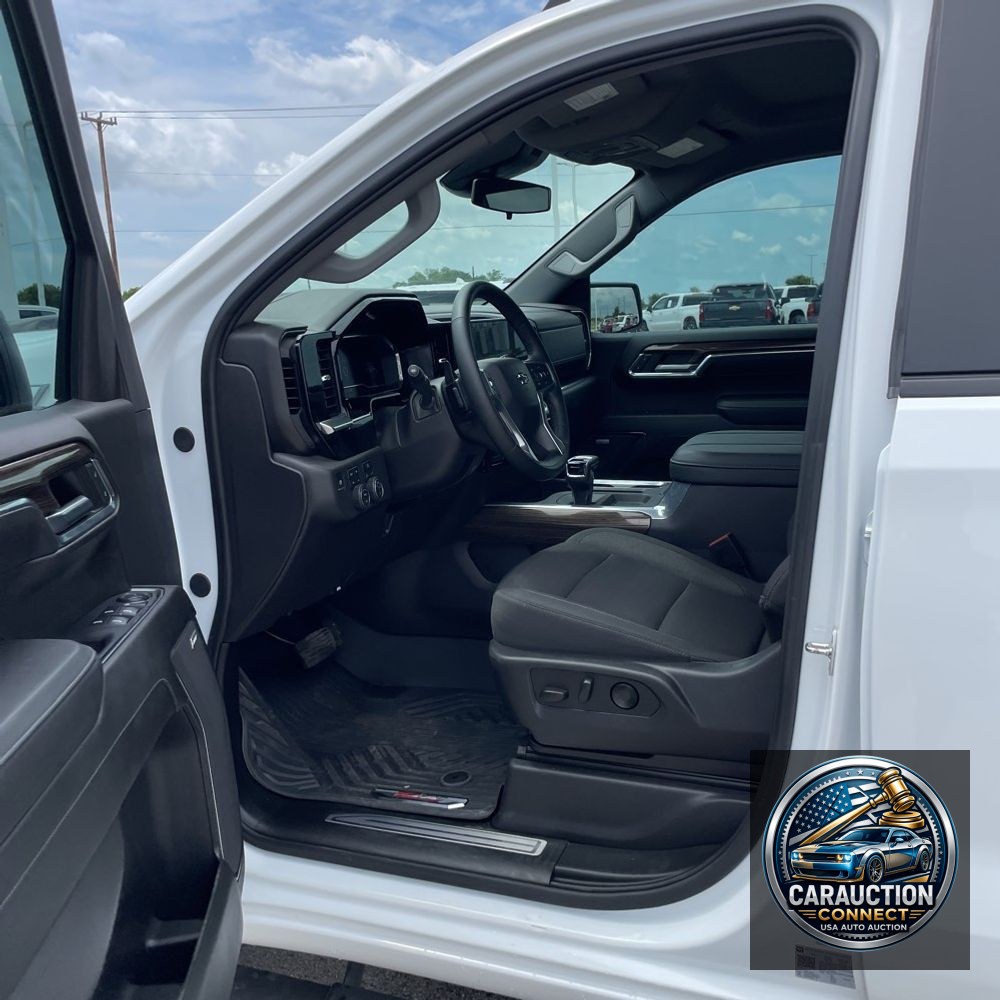 2024 Chevrolet Silverado 1500 LT Trail Boss