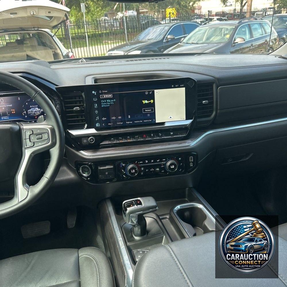 2024 Chevrolet Silverado 1500 LTZ