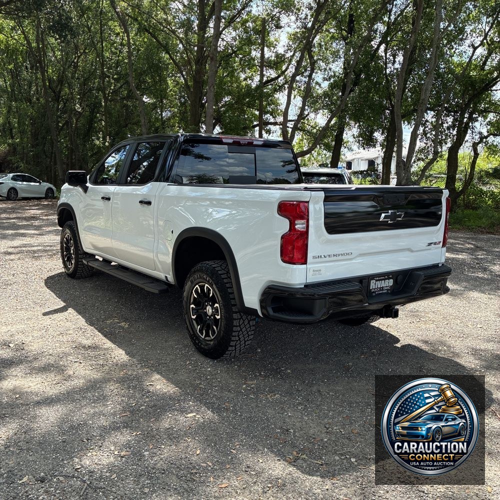 2024 Chevrolet Silverado 1500 ZR2