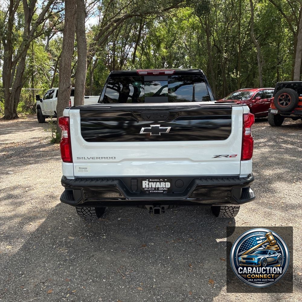2024 Chevrolet Silverado 1500 ZR2