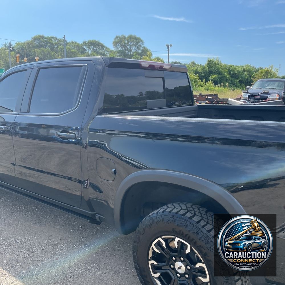 2023 Chevrolet Silverado 1500 ZR2
