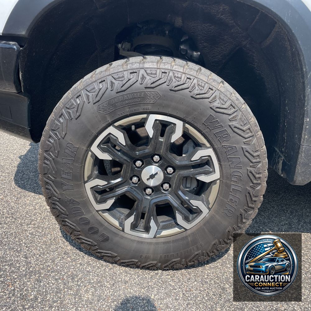2023 Chevrolet Silverado 1500 ZR2