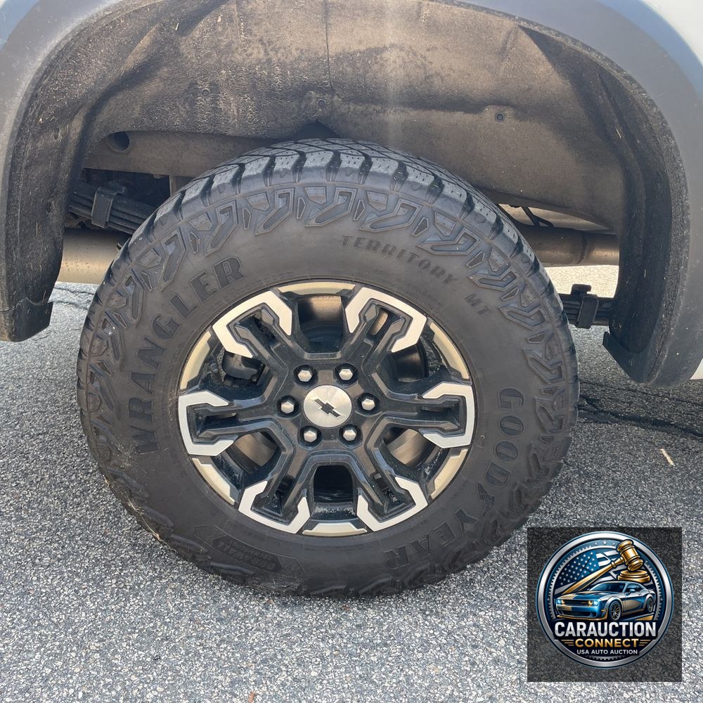 2023 Chevrolet Silverado 1500 ZR2