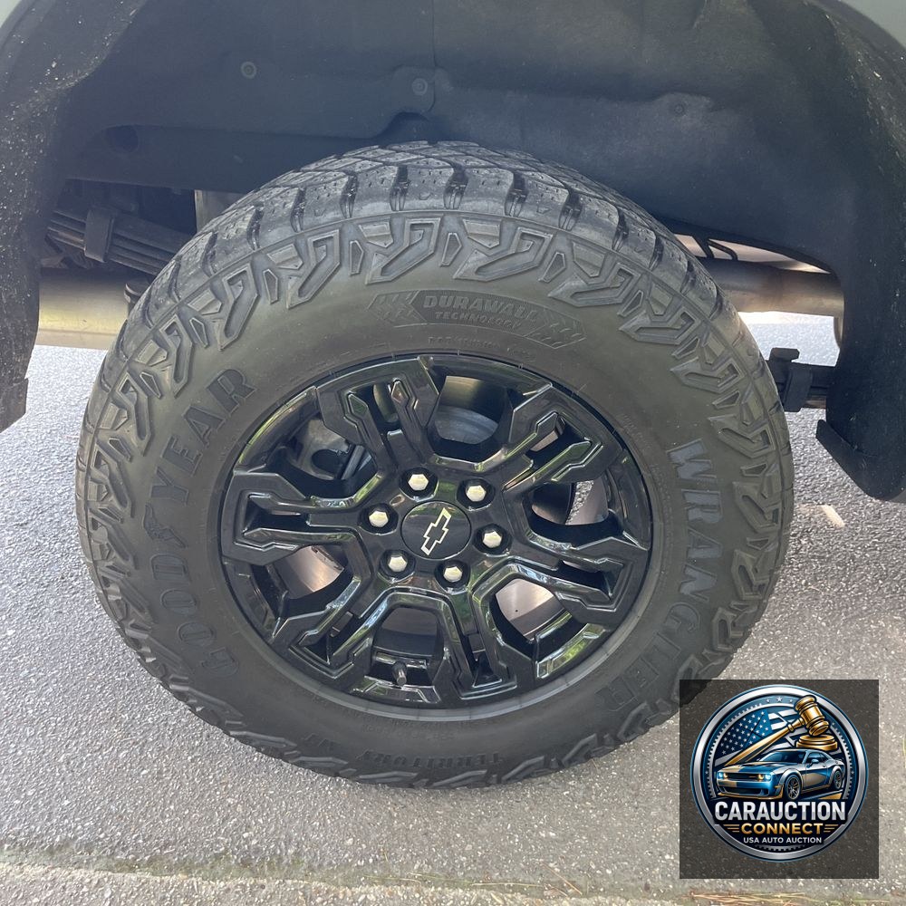2023 Chevrolet Silverado 1500 ZR2