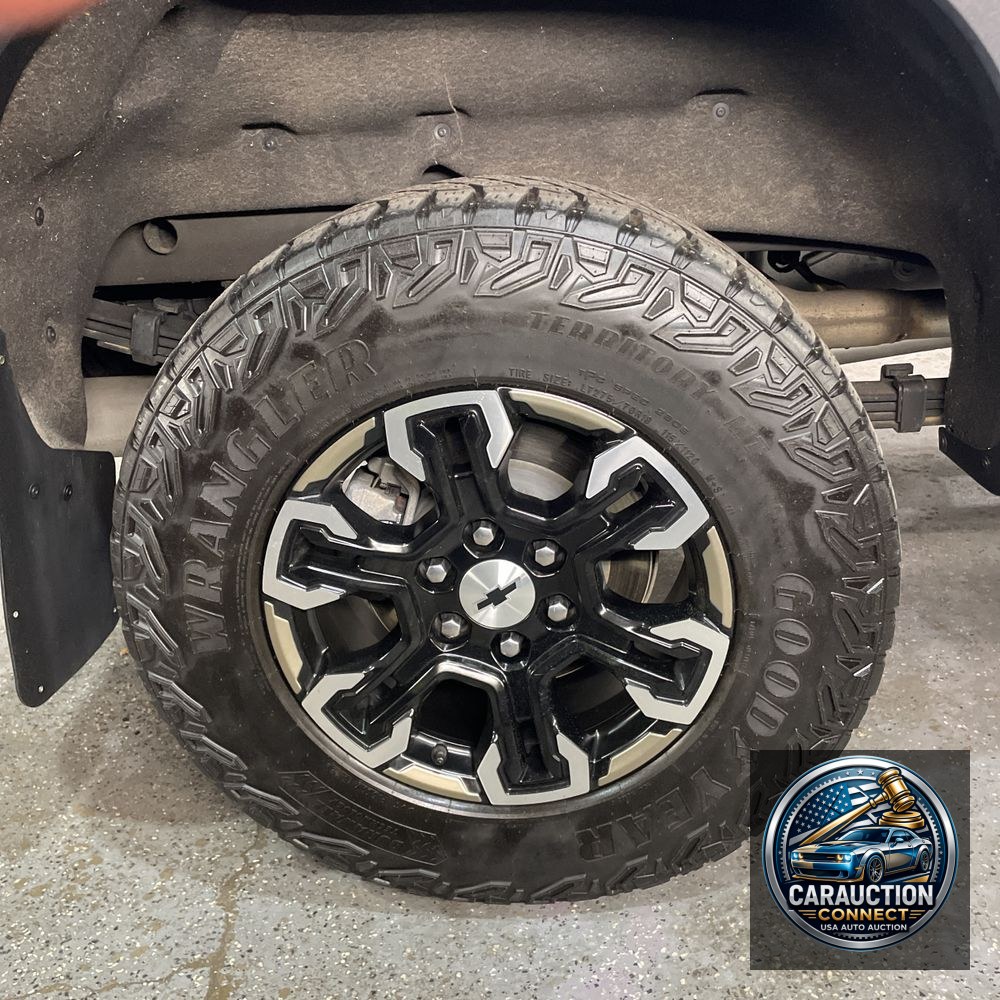 2023 Chevrolet Silverado 1500 ZR2