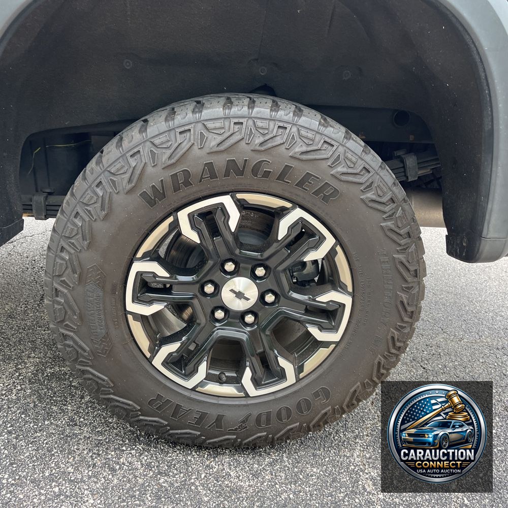 2023 Chevrolet Silverado 1500 ZR2