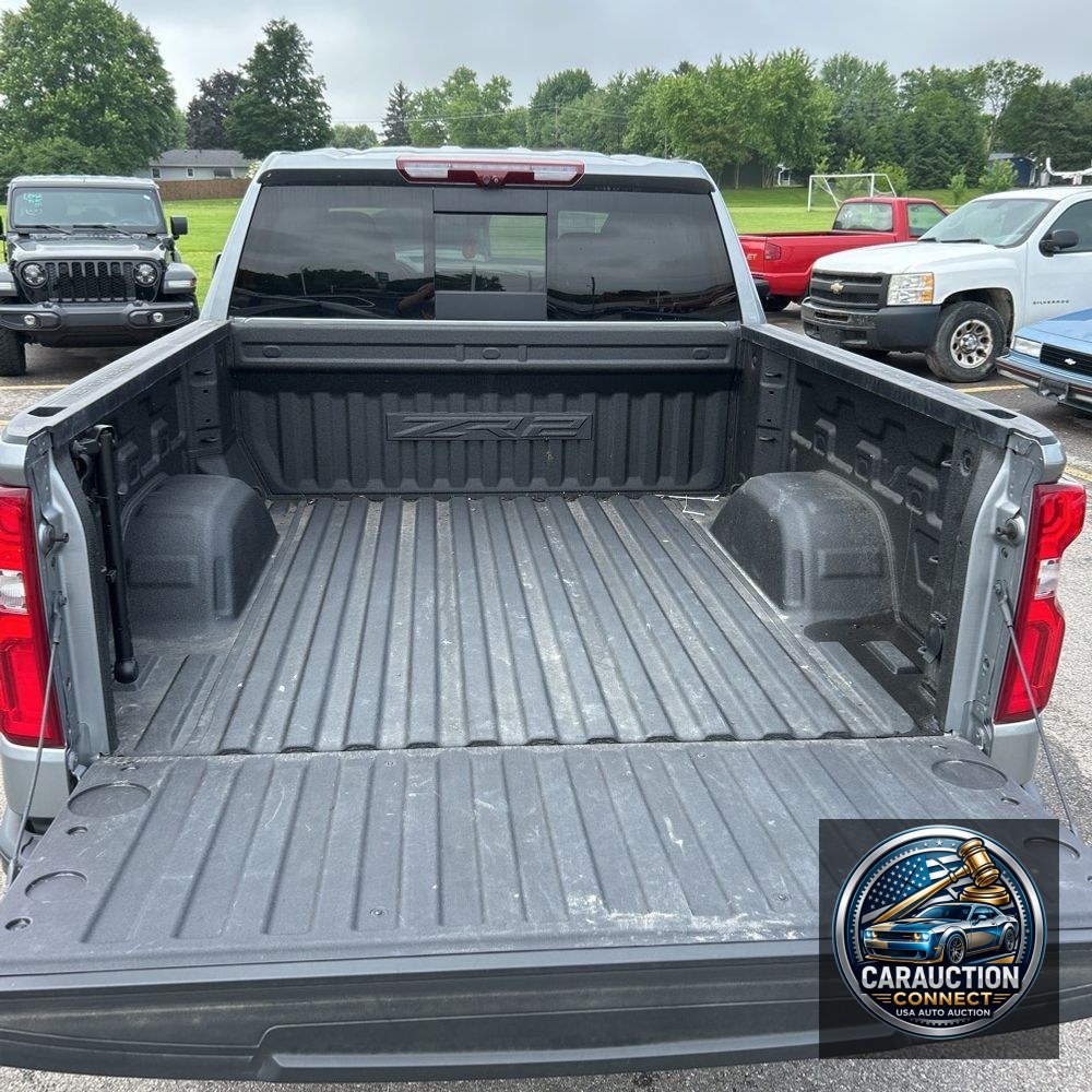 2023 Chevrolet Silverado 1500 ZR2