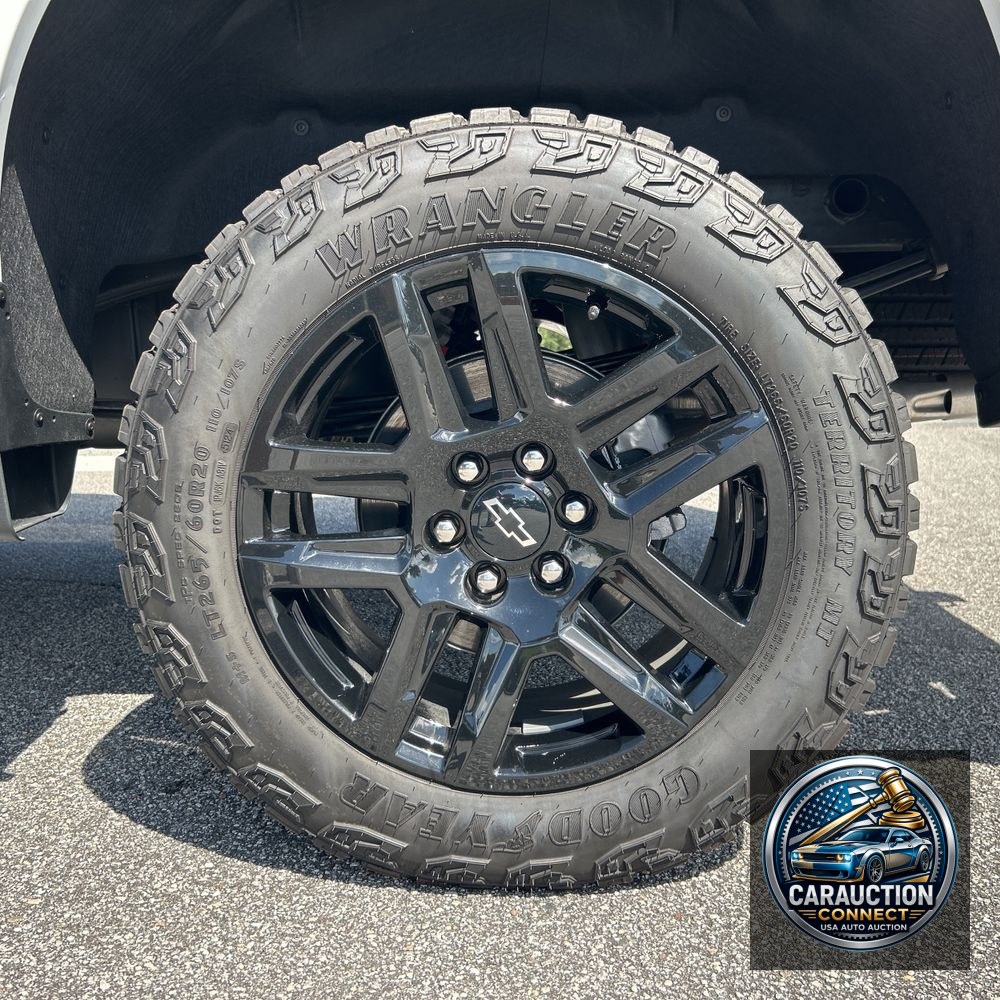 2025 Chevrolet Silverado 1500 LT Trail Boss