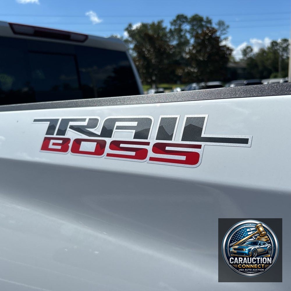 2025 Chevrolet Silverado 1500 LT Trail Boss