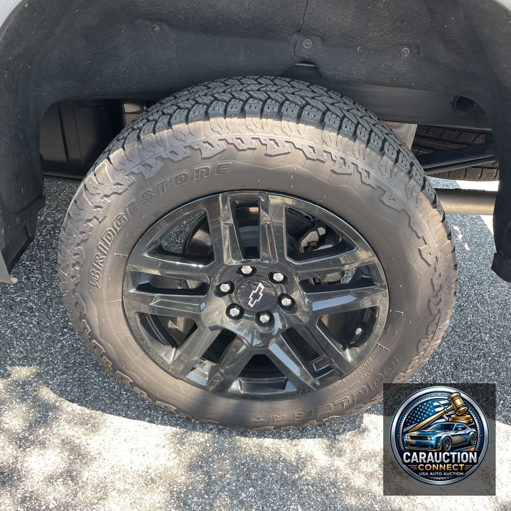 2025 Chevrolet Silverado 1500 LT Trail Boss