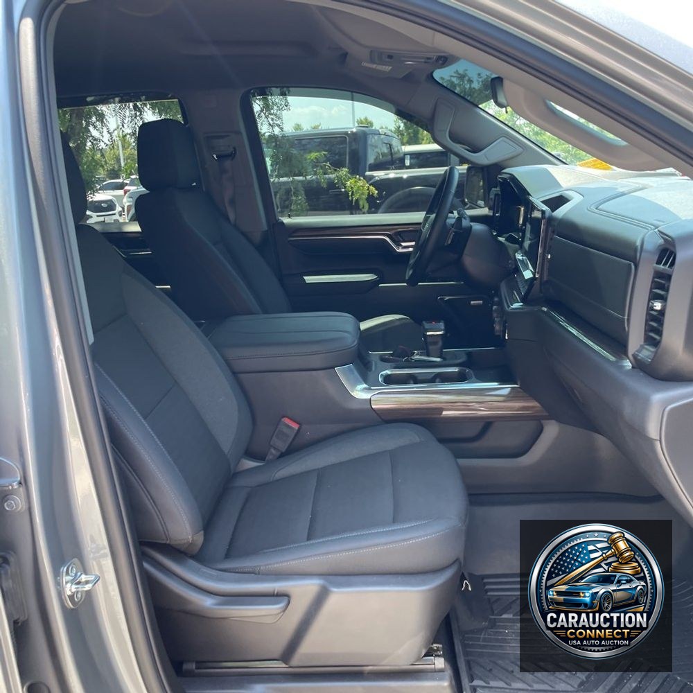 2025 Chevrolet Silverado 1500 LT Trail Boss