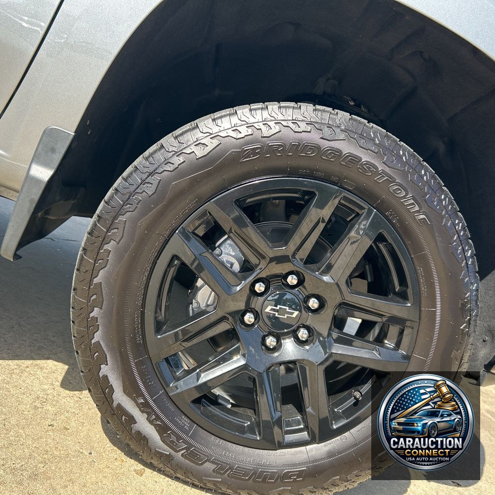 2025 Chevrolet Silverado 1500 LT Trail Boss