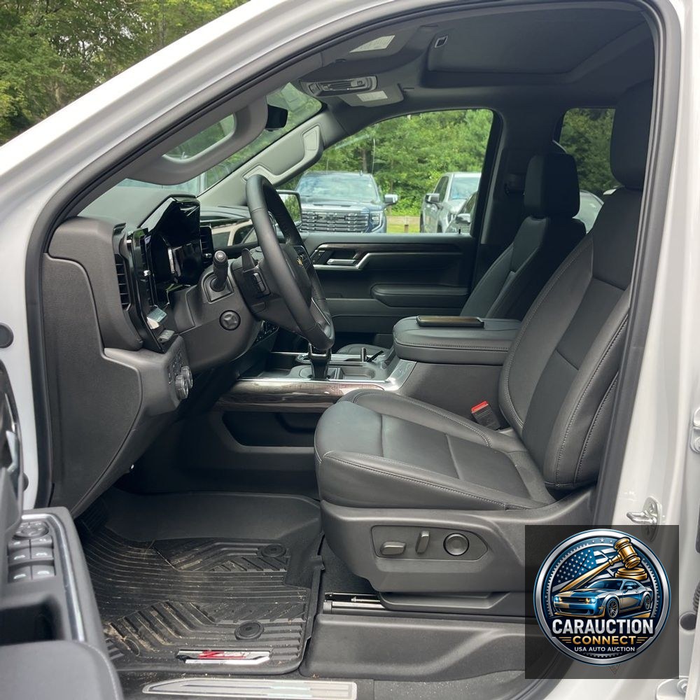 2025 Chevrolet Silverado 1500 LTZ