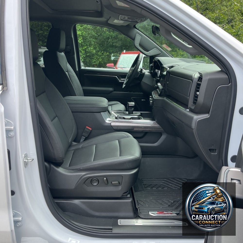 2025 Chevrolet Silverado 1500 LTZ