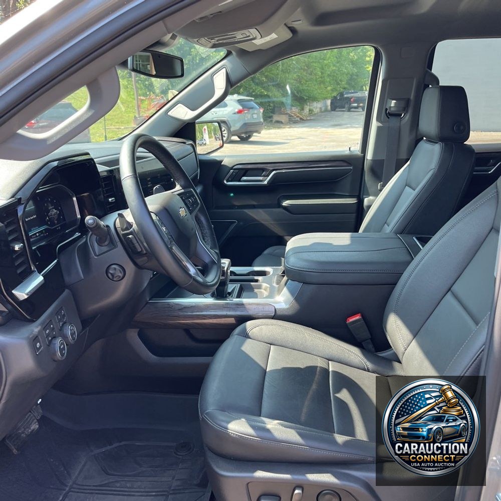 2025 Chevrolet Silverado 1500 LTZ