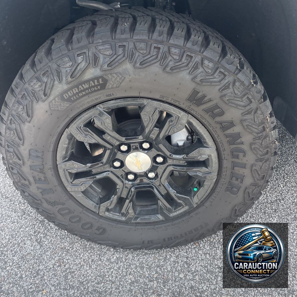 2025 Chevrolet Silverado 1500 ZR2