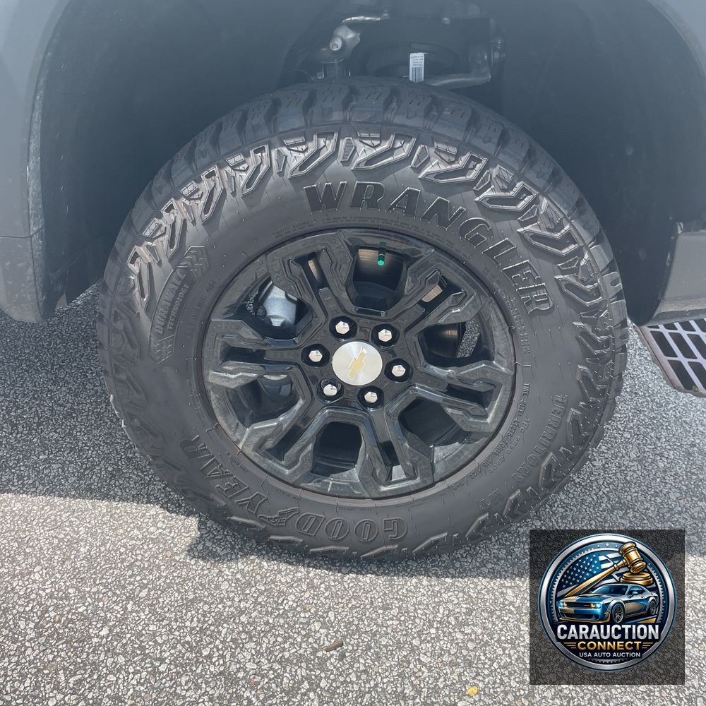 2025 Chevrolet Silverado 1500 ZR2