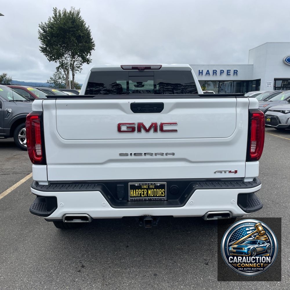 2022 GMC Sierra 1500 LTD AT4