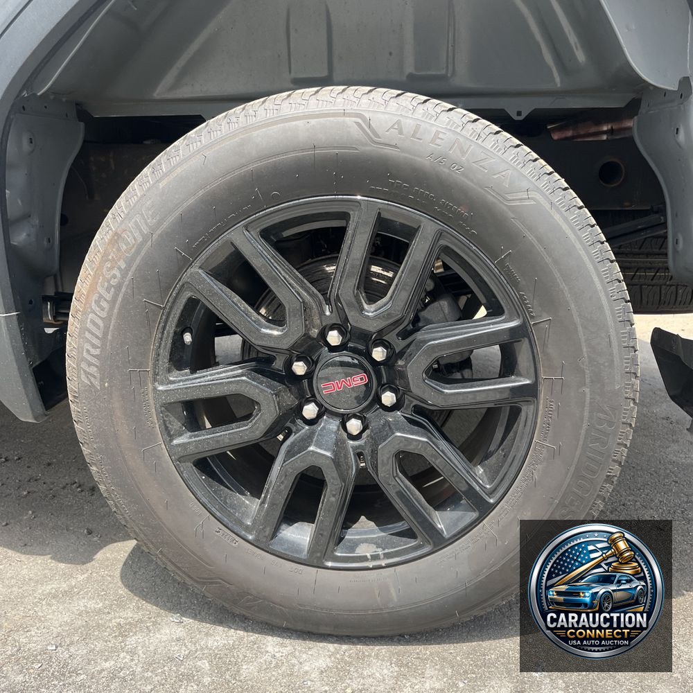 2024 GMC Sierra 1500 Elevation Standard