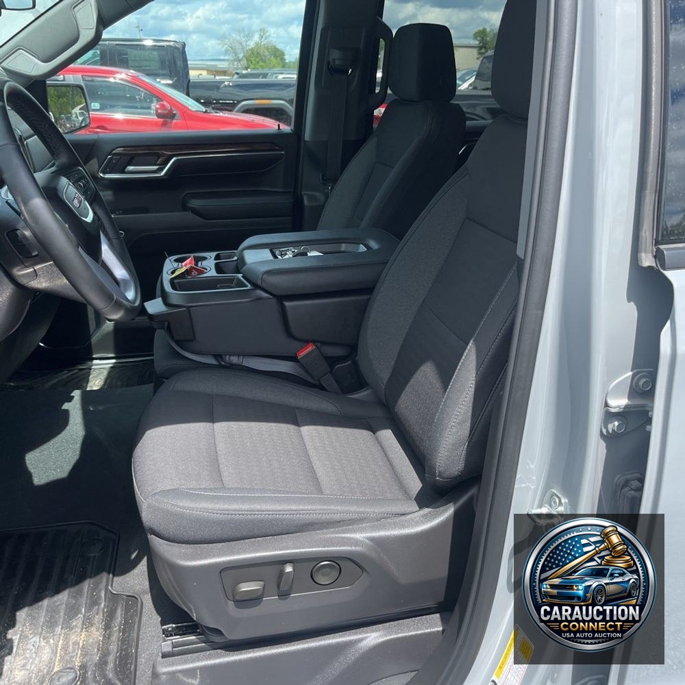 2024 GMC Sierra 1500 Elevation Standard