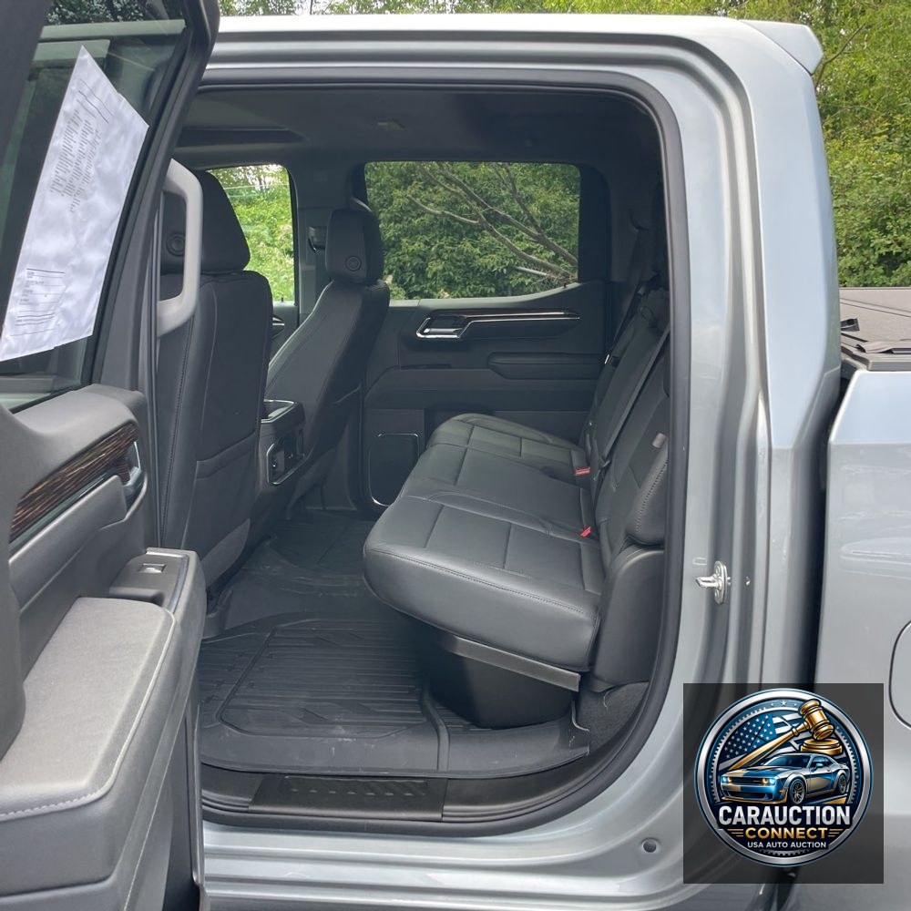 2025 GMC Sierra 1500 Elevation