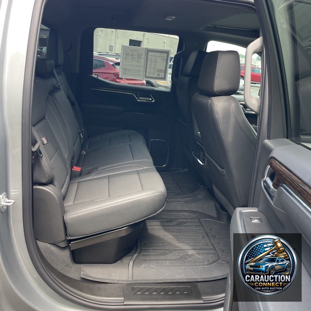 2025 GMC Sierra 1500 Elevation