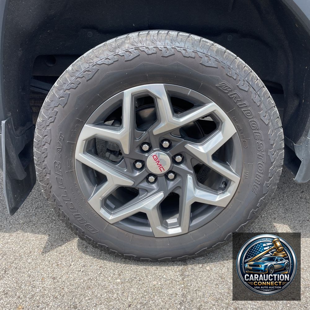 2024 GMC Sierra 1500 SLT