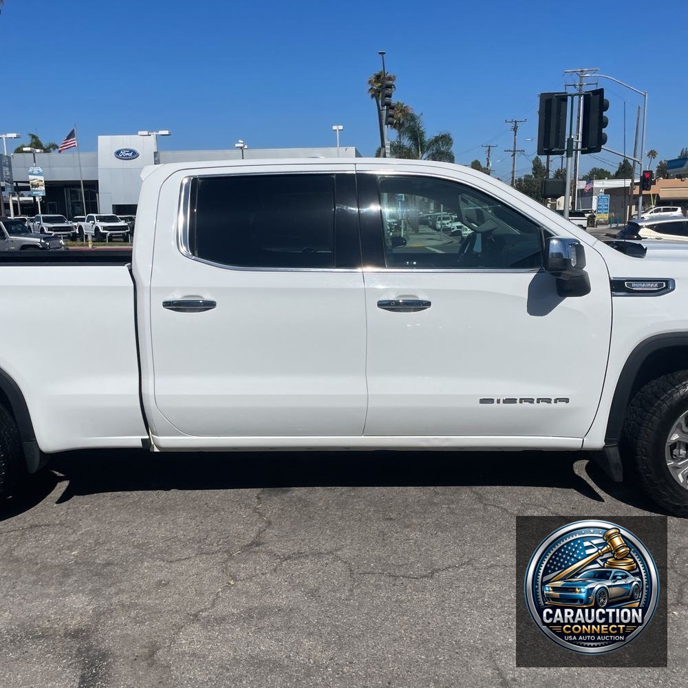2023 GMC Sierra 1500 SLT