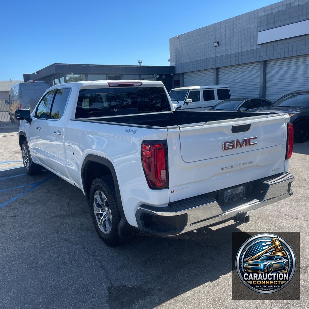2023 GMC Sierra 1500 SLT