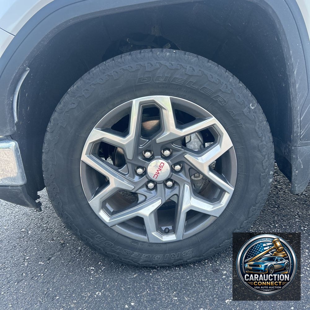 2024 GMC Sierra 1500 SLT