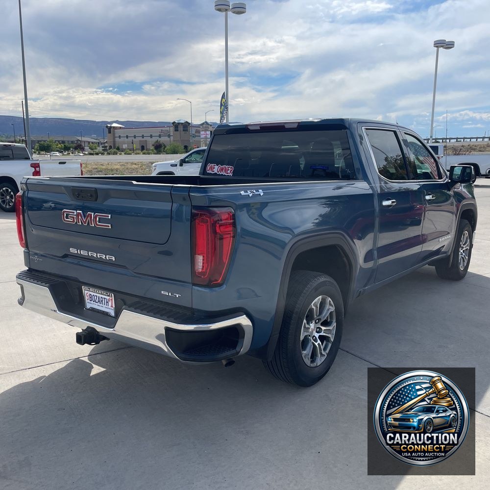 2024 GMC Sierra 1500 SLT