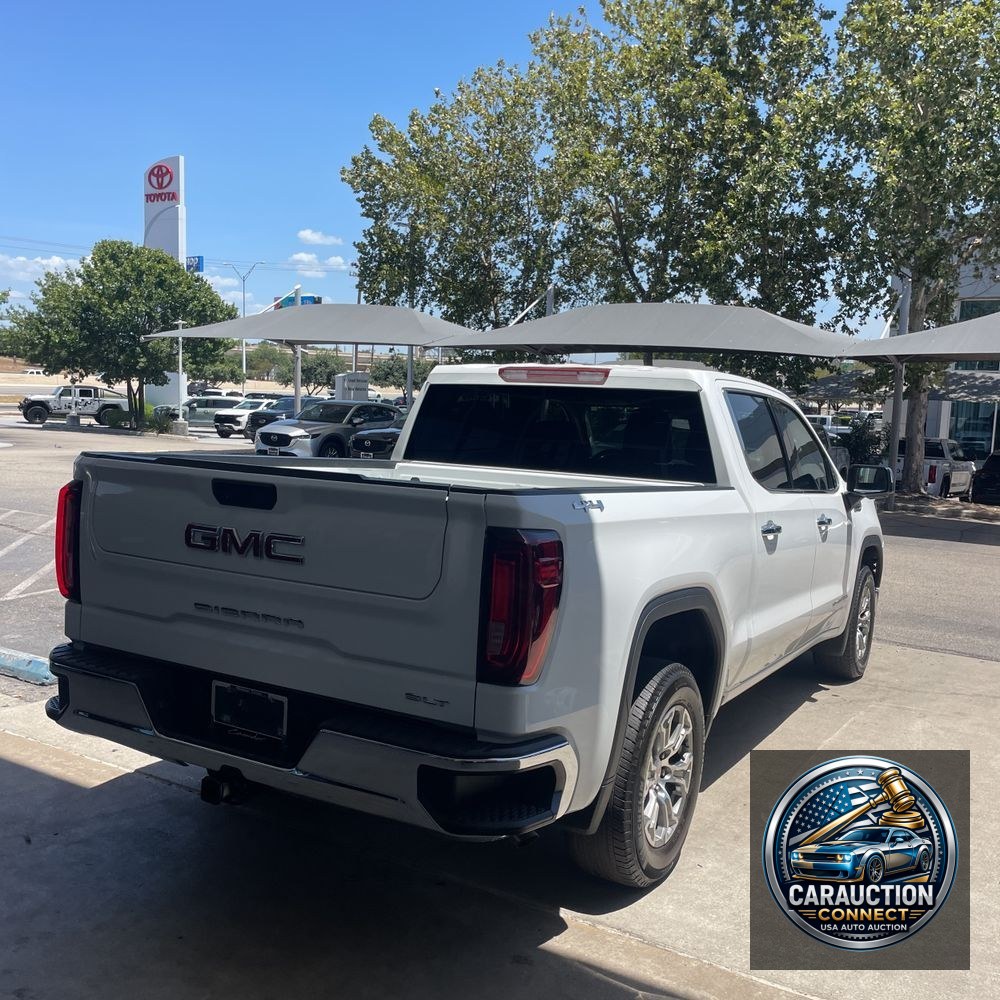 2024 GMC Sierra 1500 SLT