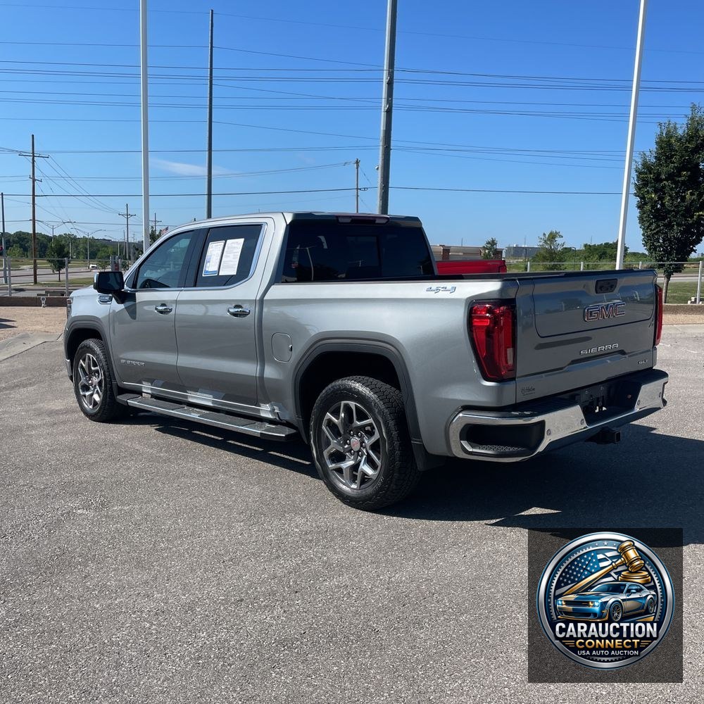 2024 GMC Sierra 1500 SLT