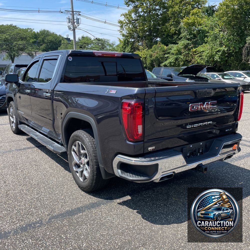 2022 GMC Sierra 1500 SLT