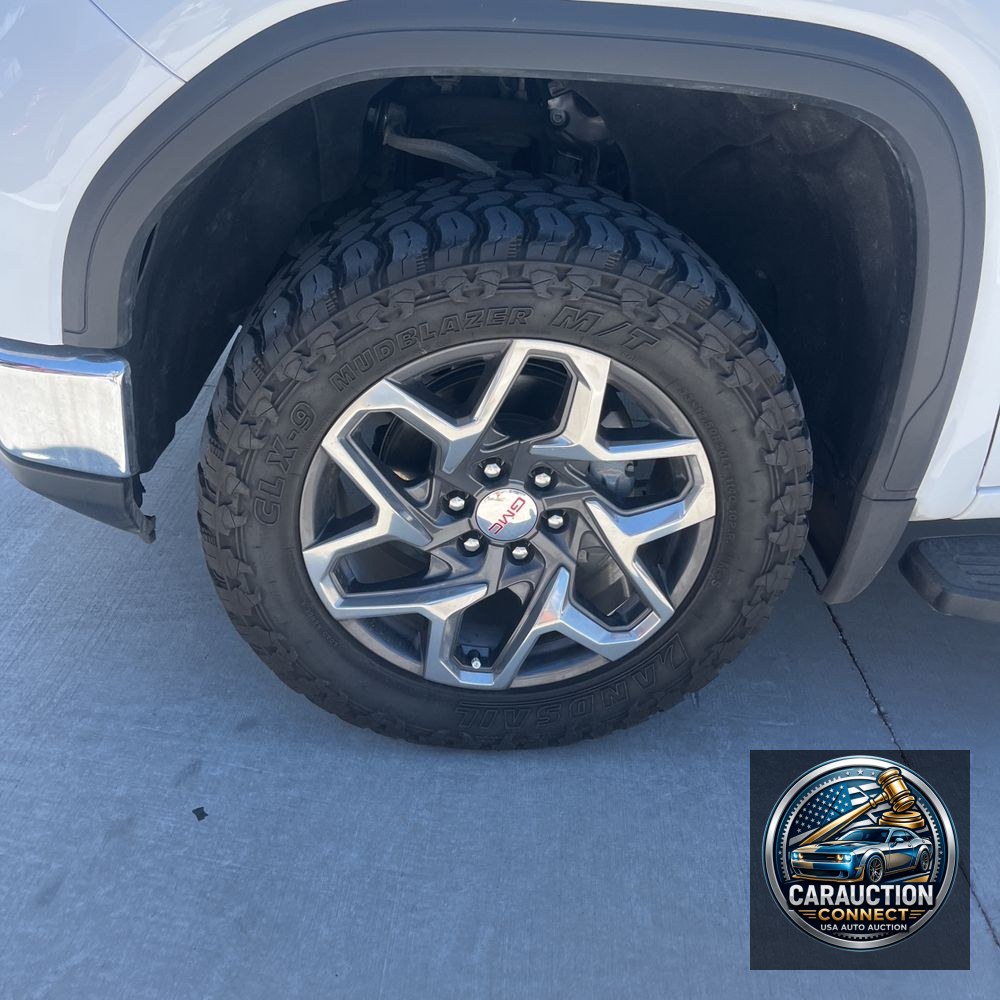 2024 GMC Sierra 1500 SLT